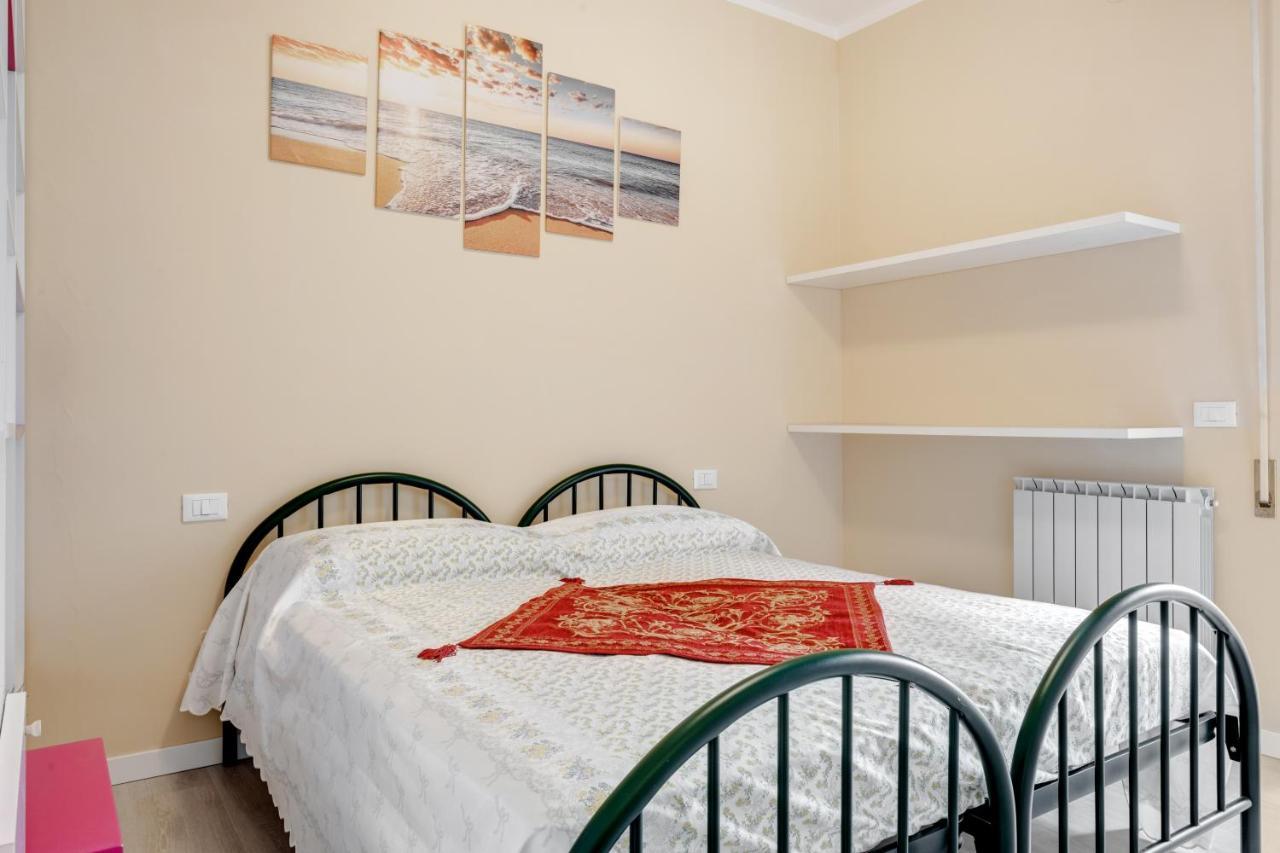 Luni Mare Bright Terrace Flat With Parking Apartment มาริเนลลา ดิ ซาร์ซานา ภายนอก รูปภาพ