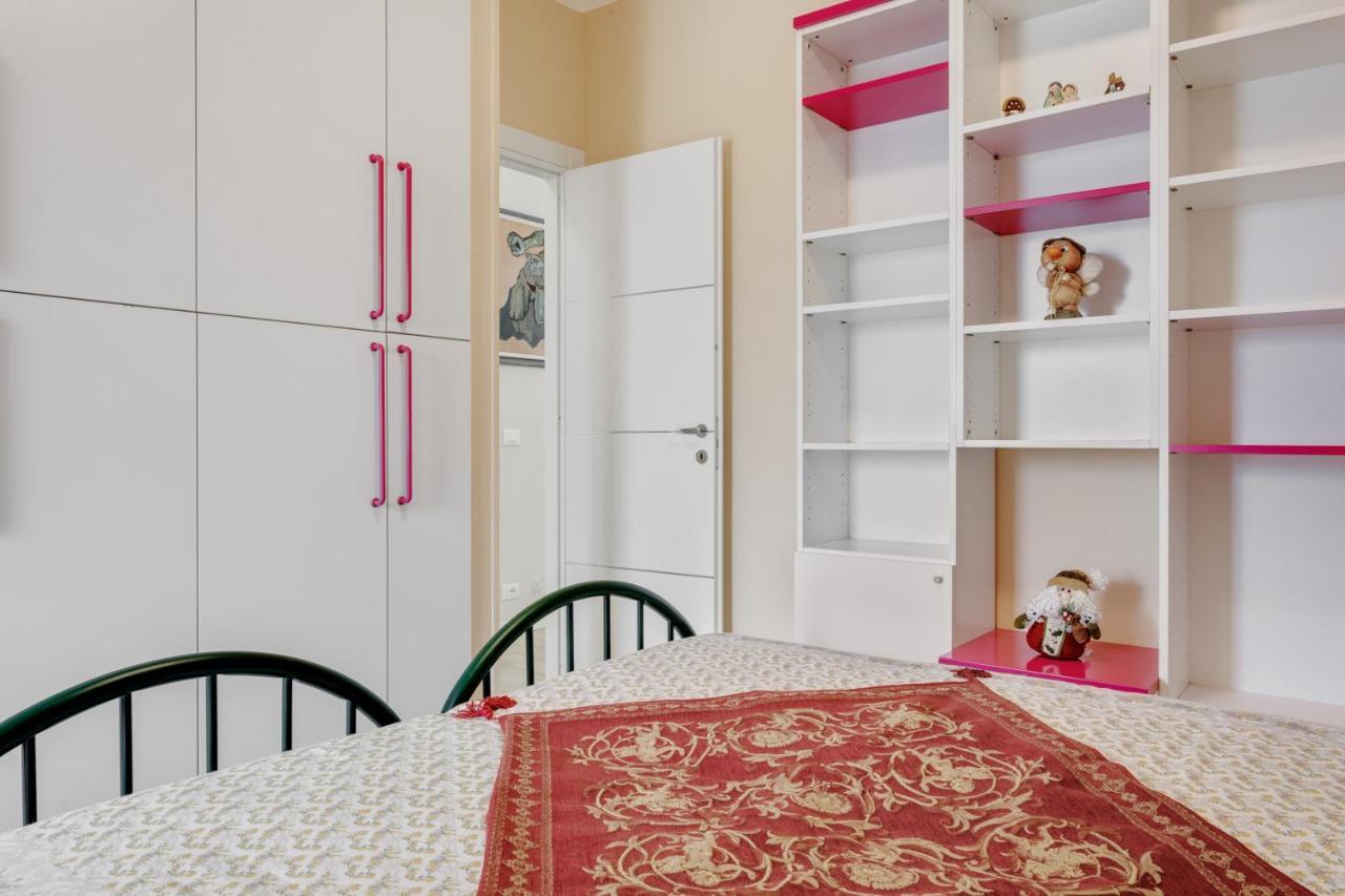 Luni Mare Bright Terrace Flat With Parking Apartment มาริเนลลา ดิ ซาร์ซานา ภายนอก รูปภาพ