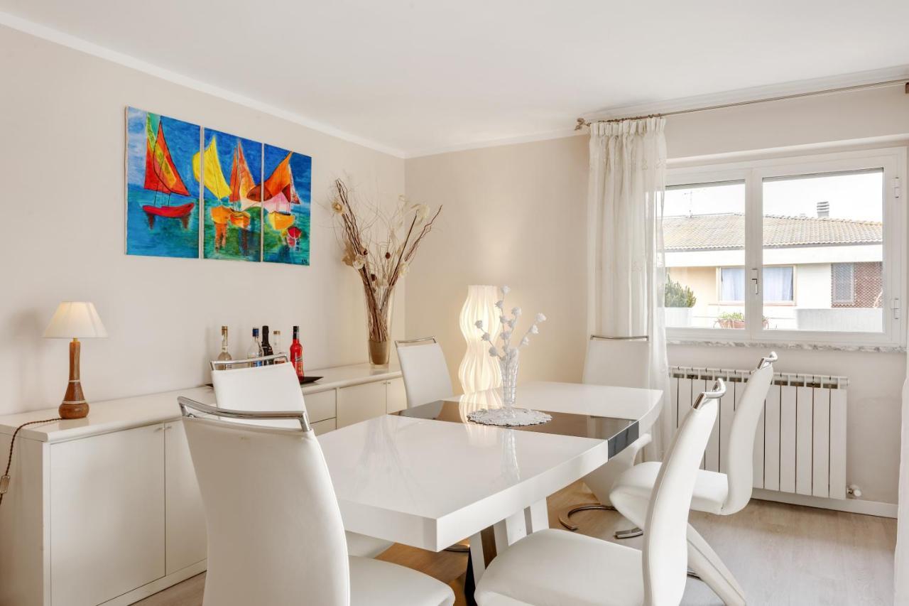 Luni Mare Bright Terrace Flat With Parking Apartment มาริเนลลา ดิ ซาร์ซานา ภายนอก รูปภาพ